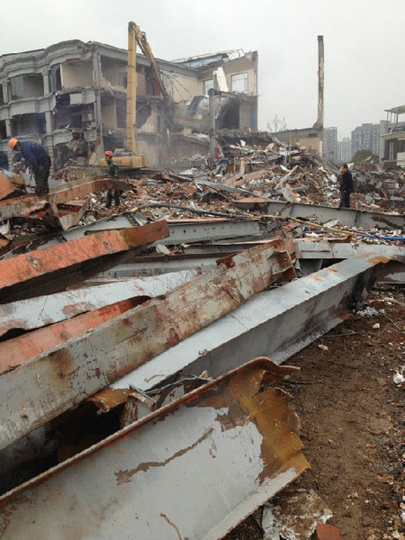 废铁废钢回收 (1)